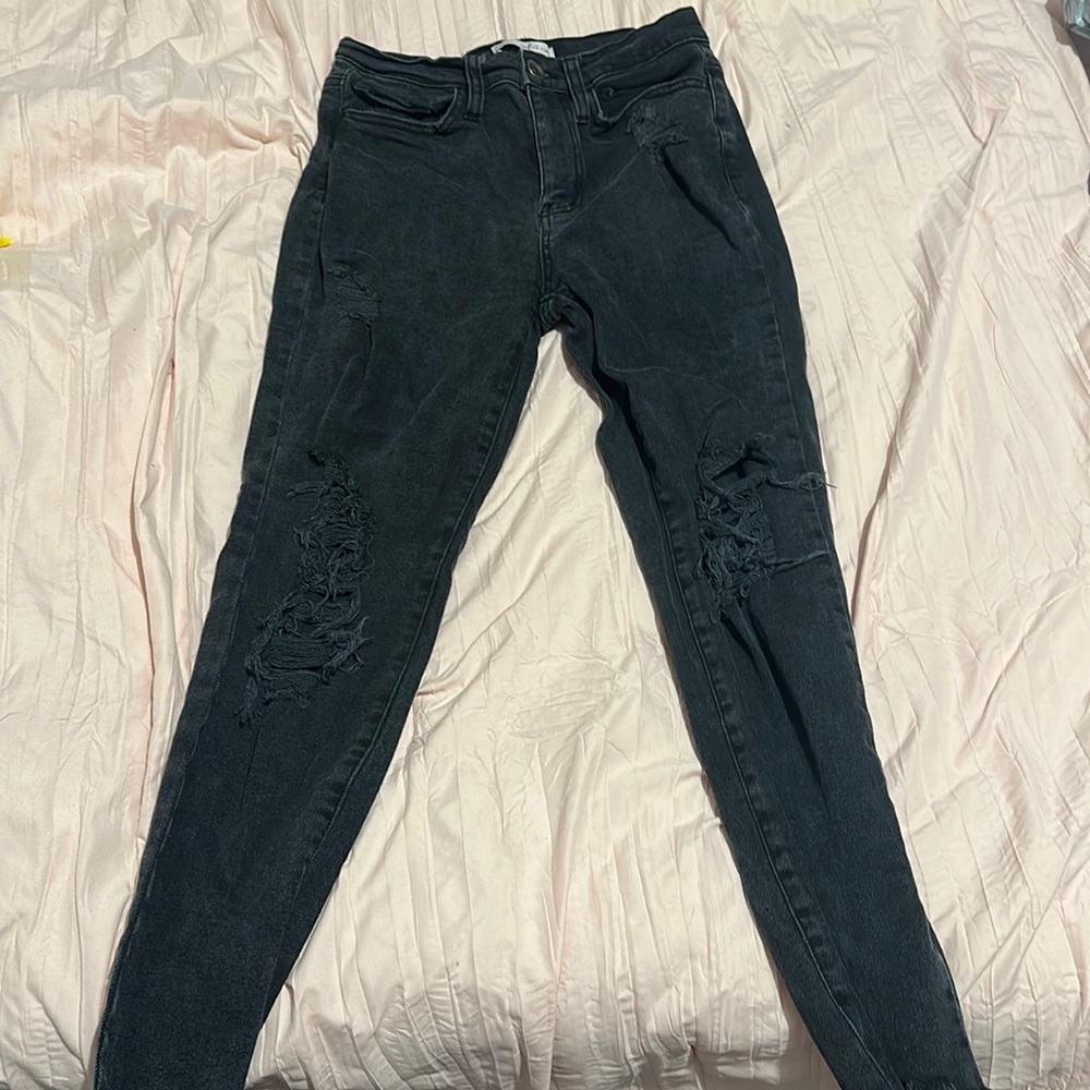 Black ripped skinny jeans